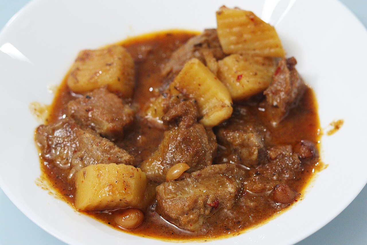 Massaman beef